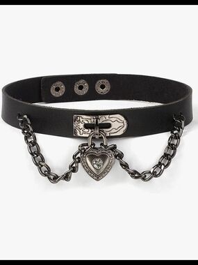 Black Heart Charm Chain Choker Goth Punk Alternative Necklace